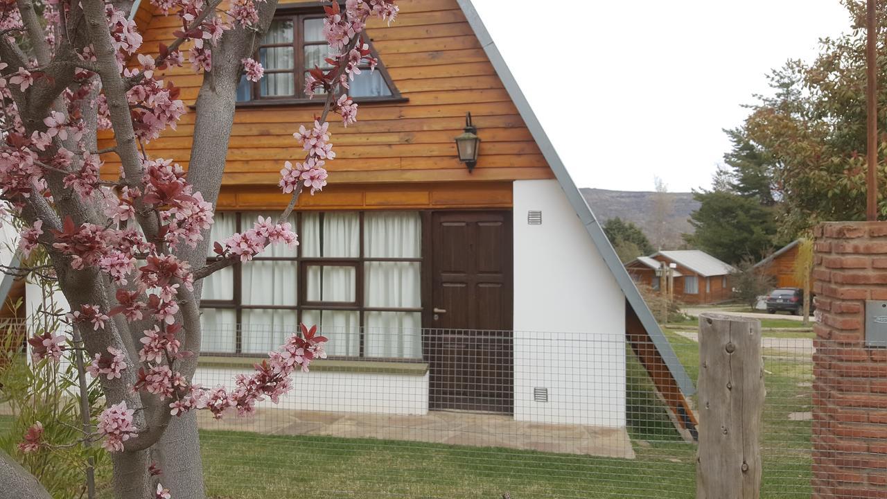 Chalet Complejo La Cautiva *